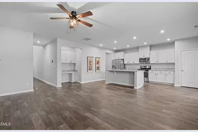 320 Sage Oak Lane, Holly Springs, NC 27540 - Photo 5