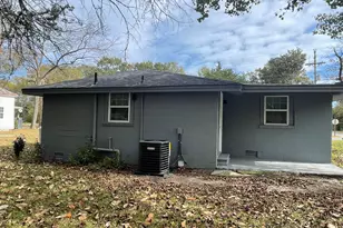 312 S Wooten St, La Grange, NC 28551 - Photo 3