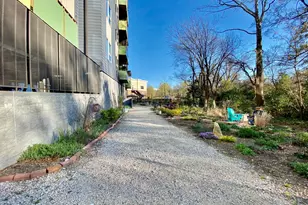 610 Trent Dr, Durham, NC 27705 - Photo 43