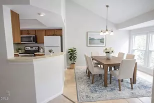 115 Abingdon Ct, Cary, NC 27513 - Photo 3