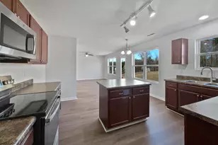 815 Pitch Pine Dr, Creedmoor, NC 27522 - Photo 9