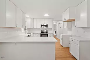 3129 Merrianne Dr, Raleigh, NC 27607 - Photo 5