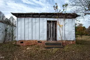 120 Furney Pearce Rd, Zebulon, NC 27597 - Photo 3