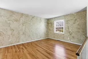 806 Oakley Ct, Cary, NC 27511 - Photo 9