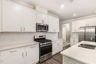 203 Maroon Ct, Raleigh, NC 27610 - Photo 15