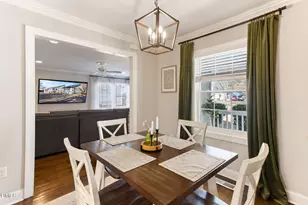 2712 Peachtree St, Burlington, NC 27215 - Photo 9