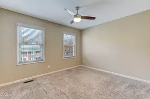 2202 Huntington Rd, Burlington, NC 27215 - Photo 13