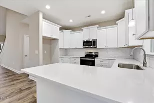 408 Creeks Edge Dr, Pikeville, NC 27863 - Photo 13