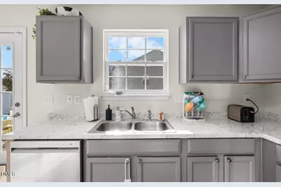 508 Weeping Willow Drive, Durham, NC 27704 - Photo 9