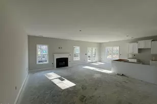 400 Creeks Edge Dr, Pikeville, NC 27863 - Photo 3