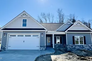 400 Creeks Edge Dr, Pikeville, NC 27863 - Photo 1