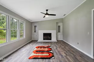 5444 Gilcrest Sands Dr, Hope Mills, NC 28348 - Photo 11