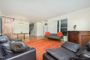 102 Winston Ridge Dr, Chapel Hill, NC 27516 - Photo 9