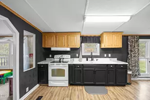 3829 Gayle Dr, Haw River, NC 27258 - Photo 17