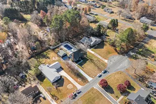 543 Lori Ln, Winston-Salem, NC 27127 - Photo 9