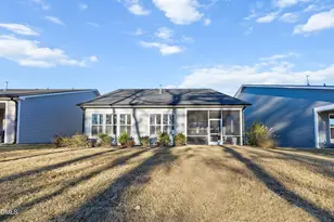 2017 Abbeyhill Dr, Raleigh, NC 27610 - Photo 21