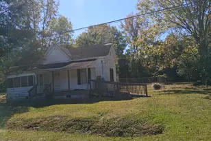 107 Tilghman St, Kenly, NC 27542 - Photo 3
