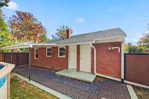 2335 Derby Dr, Raleigh, NC 27610 - Photo 19