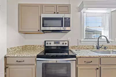 403 W E Street, Erwin, NC 28339 - Photo 15