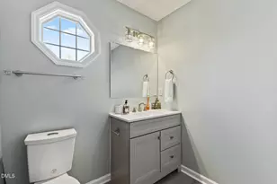 12 Byerly Ct, Durham, NC 27713 - Photo 19