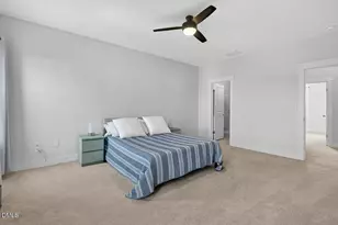 38 Owen Towne Rd, Chapel Hill, NC 27516 - Photo 23