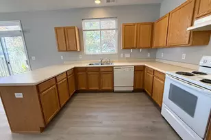 205 Trayesan Dr, Holly Springs, NC 27540 - Photo 7