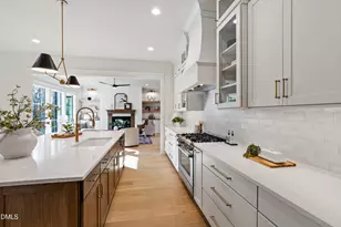 190 Clementine Wy, Chapel Hill, NC 27516 - Photo 15