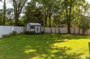 805 Graham St, Raleigh, NC 27605 - Photo 21