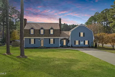 213 W Stevens Street, Smithfield, NC 27577 - Photo 1