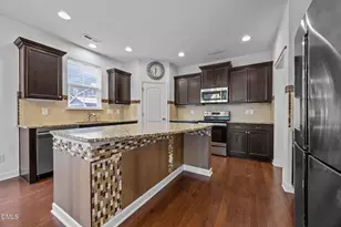 3409 S Beaver Ln, Raleigh, NC 27604 - Photo 7