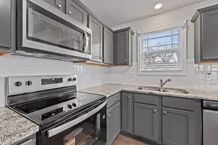 15 Denning Farms Ln, Benson, NC 27504 - Photo 9