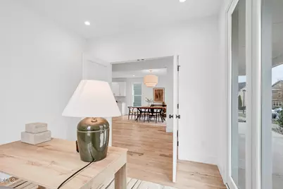 201 E Winmore Avenue, Chapel Hill, NC 27516 - Photo 11