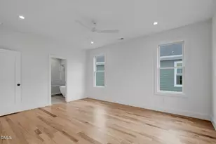 201 E Winmore Ave, Chapel Hill, NC 27516 - Photo 51