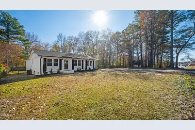 300 E Vance Street, Zebulon, NC 27597 - Photo 31