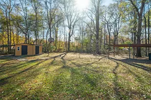 300 E Vance St, Zebulon, NC 27597 - Photo 27