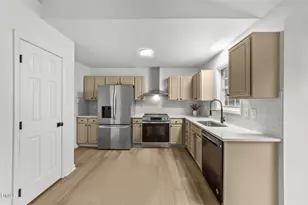 104 Holly Ranch Ct, Willow Springs, NC 27592 - Photo 9