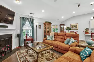 107 Thornbury St, Clayton, NC 27527 - Photo 7