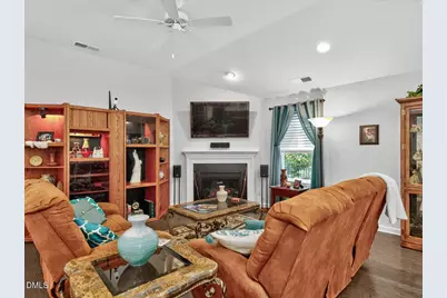 107 Thornbury Street, Clayton, NC 27527 - Photo 5