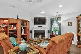 107 Thornbury St, Clayton, NC 27527 - Photo 5