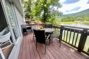 1040 Sugar Mountain Dr, Sugar Mountain, NC 28604 - Photo 11