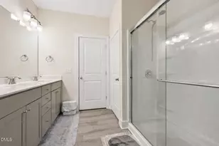 1018 Abbott St, Mebane, NC 27302 - Photo 7