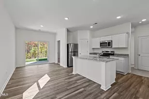 1411 Pond Overlook Dr, Nashville, NC 27856 - Photo 5
