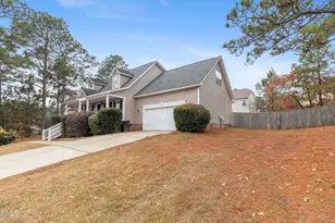 165 Cobblestone Dr, Spring Lake, NC 28390 - Photo 3
