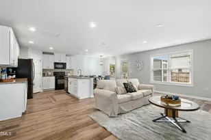 2626 Ladybank Ln, Fuquay Varina, NC 27526 - Photo 7