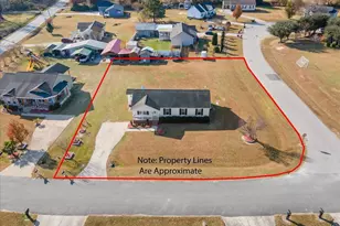 33 Meade Dr, Four Oaks, NC 27524 - Photo 1