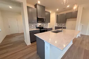 523 Sunset Lk Dr, Durham, NC 27704 - Photo 3