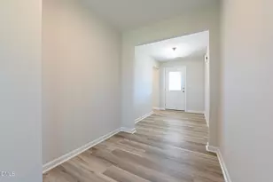 103 Hl Vly Dr, La Grange, NC 28551 - Photo 3