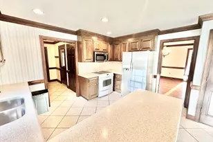 502 Carolyn Ct, Cary, NC 27511 - Photo 9