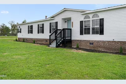 2048 Towncrier Drive, Kinston, NC 28504 - Photo 3