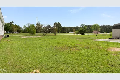 2048 Towncrier Drive, Kinston, NC 28504 - Photo 43